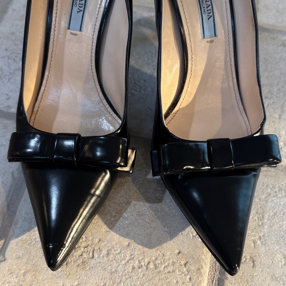 Prada Black Patent Leather Heels with Bow Size 38 - Picture 2 of 11
